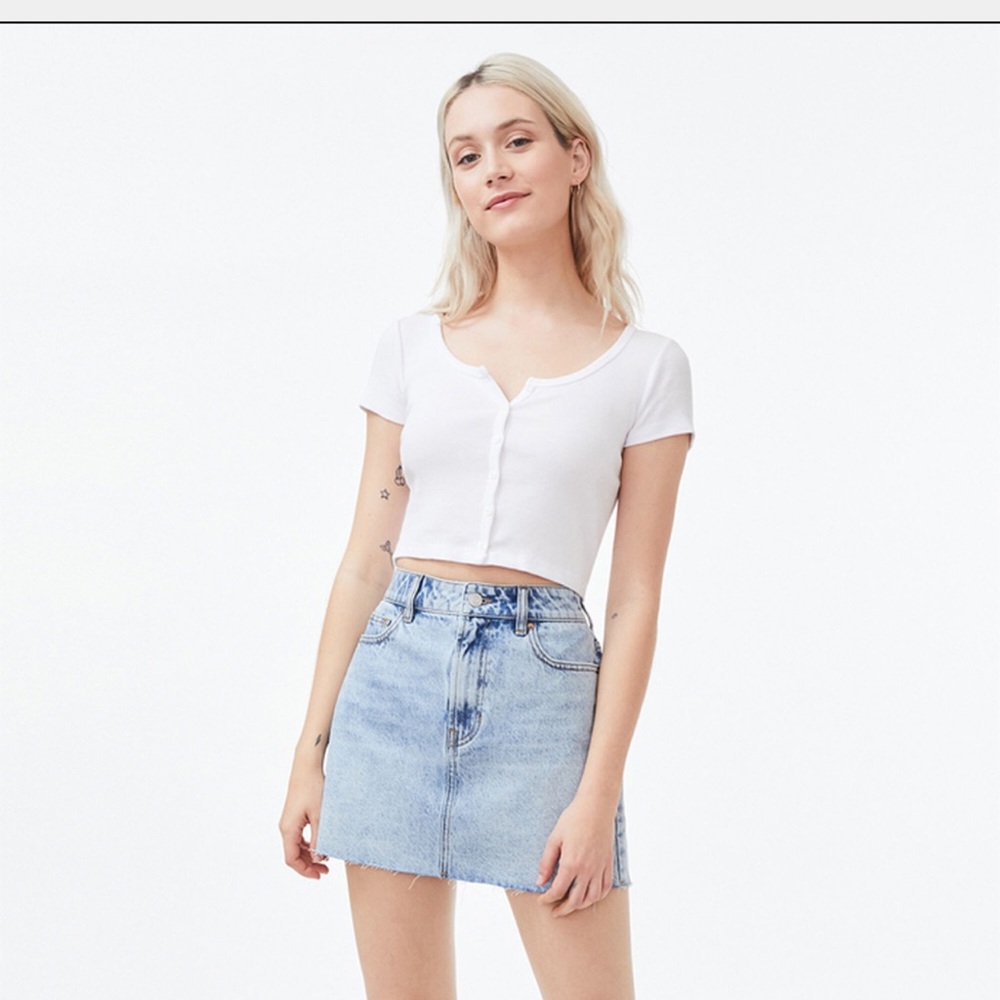NWOT Brandy Melville White Zelly Top